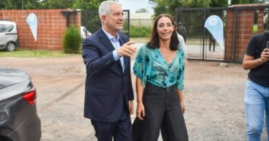 El Municipio y la crisis en las escuelas: «No fueron gratis estos años de gestión de Garro»